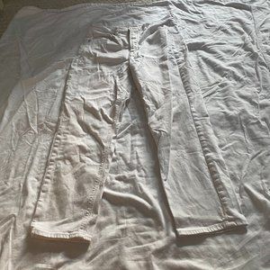 American Eagle White Mom Jeans